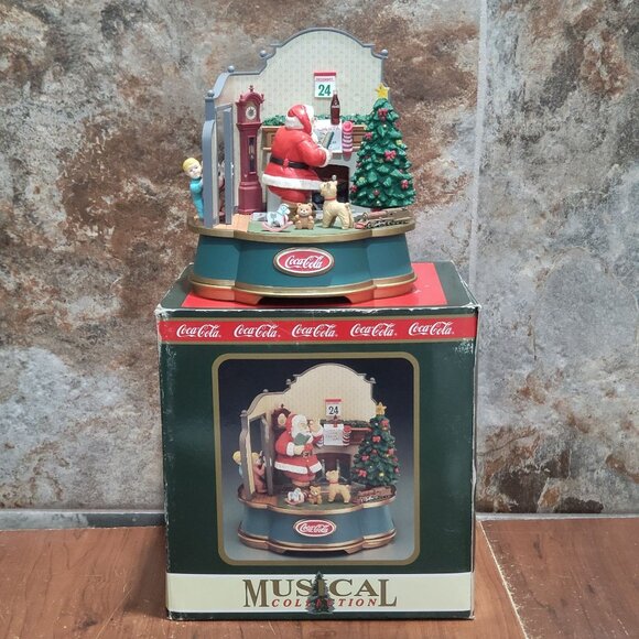 Coca Cola Musical Collection Santa Claus Music Box Lights Up 1993 - Picture 15 of 15